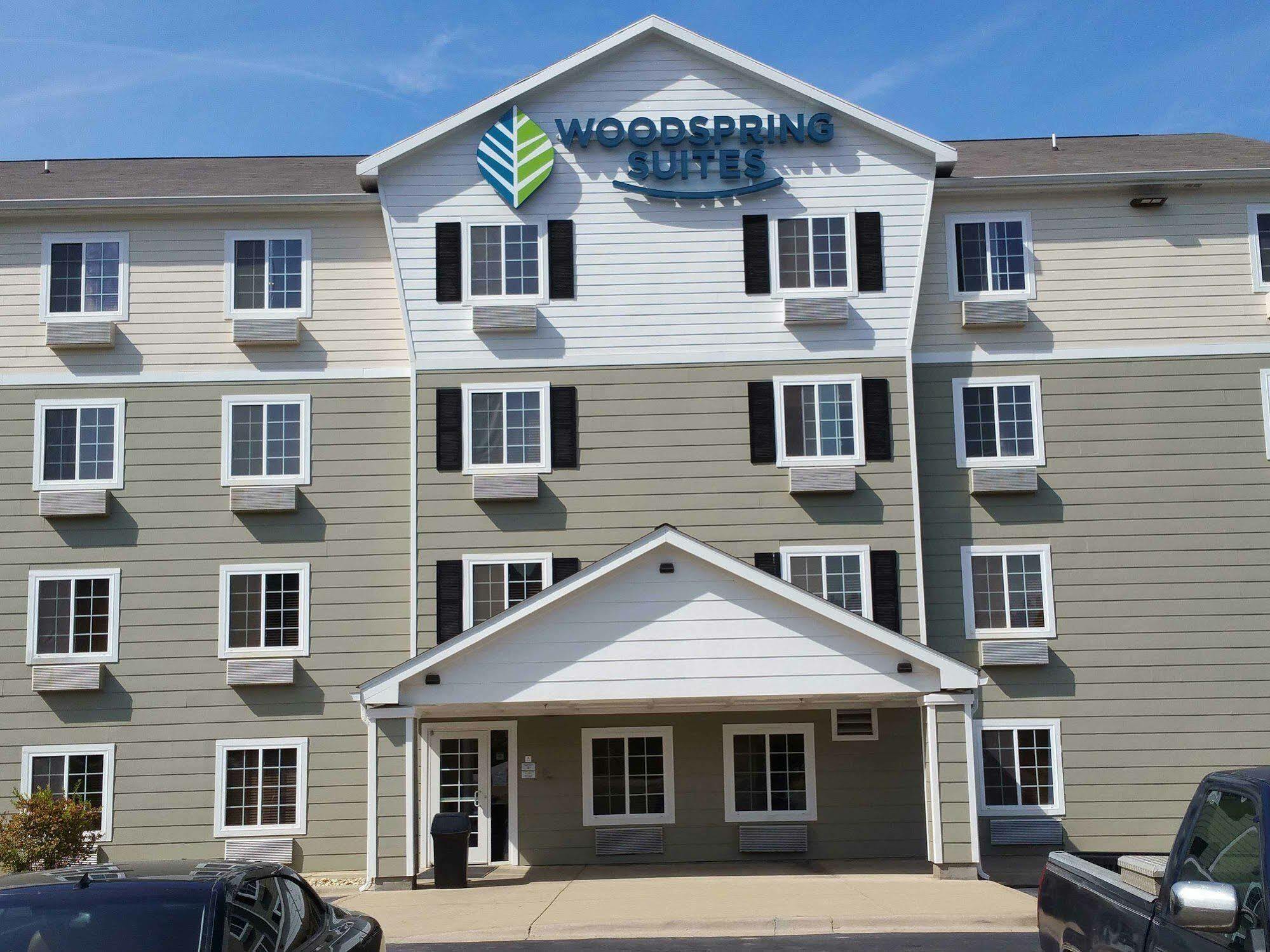 Woodspring Suites Louisville Southeast Forest Hills Eksteriør billede